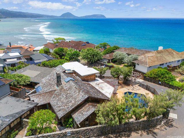 4134 Black Point Road, Honolulu, HI 96816