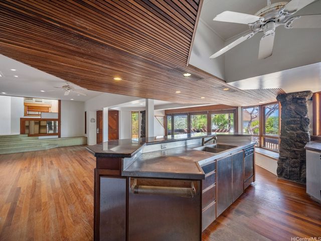 4134 Black Point Road, Honolulu, HI 96816