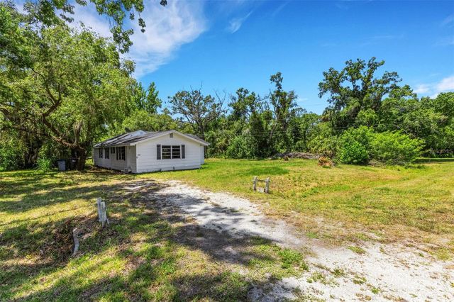 8010 BROWER DRIVE, Bradenton, FL 34211