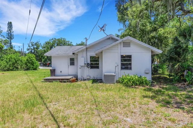 8010 BROWER DRIVE, Bradenton, FL 34211
