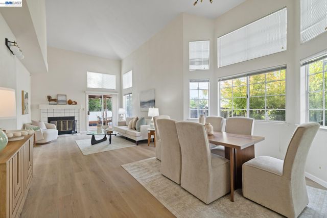 44729 Lynx Dr, Fremont, CA 94539