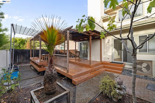 44729 Lynx Dr, Fremont, CA 94539
