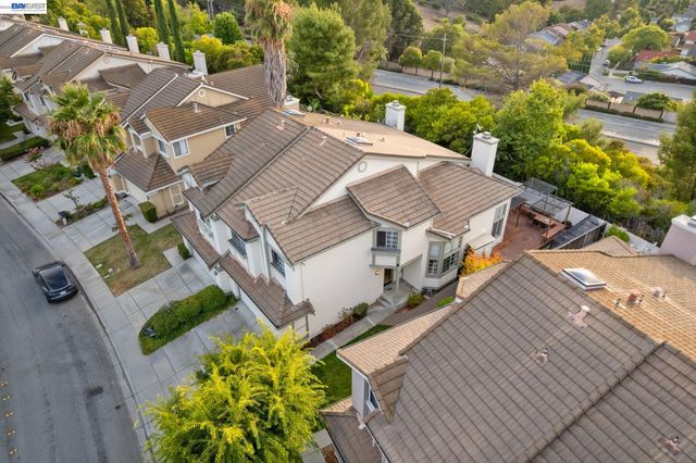 44729 Lynx Dr, Fremont, CA 94539