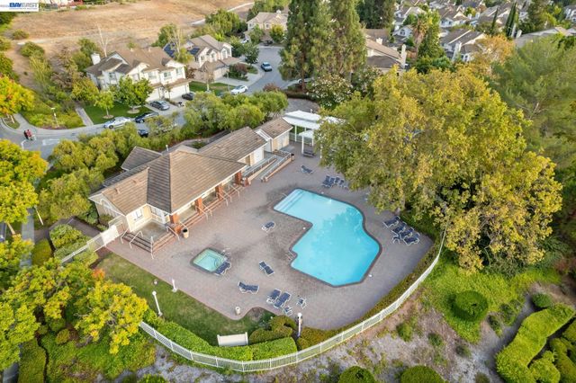 44729 Lynx Dr, Fremont, CA 94539