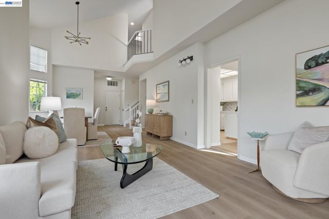 44729 Lynx Dr, Fremont, CA 94539