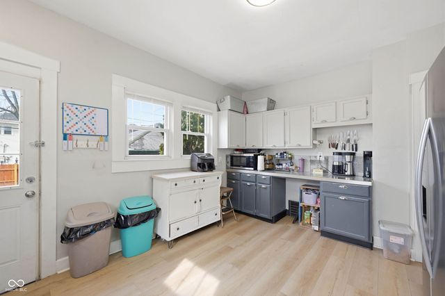 3946 N College Avenue, Indianapolis, IN 46205