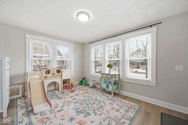 3946 N College Avenue, Indianapolis, IN 46205