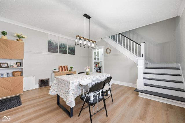 3946 N College Avenue, Indianapolis, IN 46205