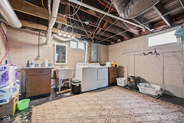 3946 N College Avenue, Indianapolis, IN 46205