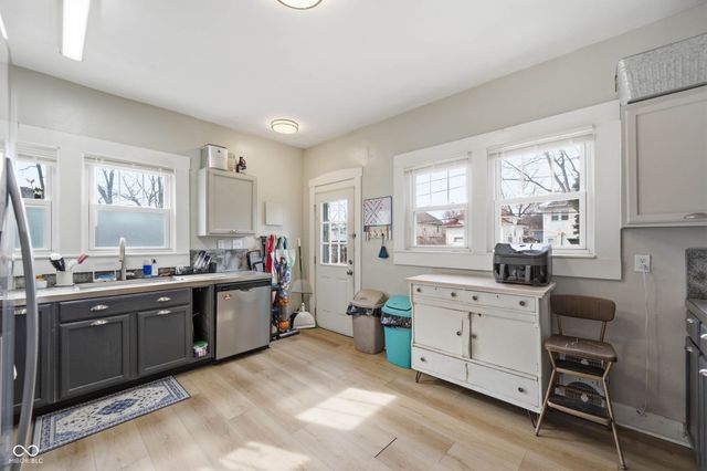 3946 N College Avenue, Indianapolis, IN 46205