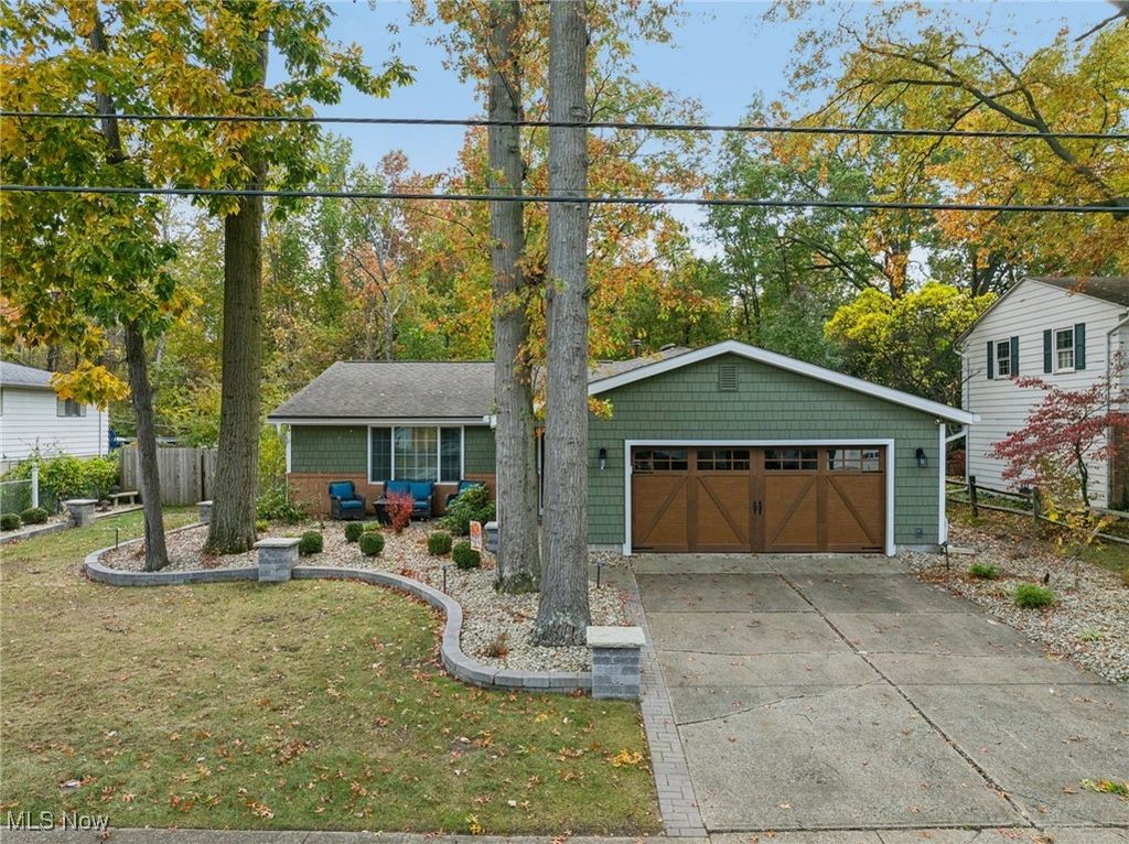 5001 Hollyview, Vermilion, OH 44089