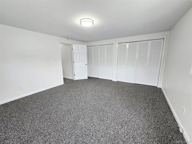 52 Mist Lane, Westbury, NY 11590