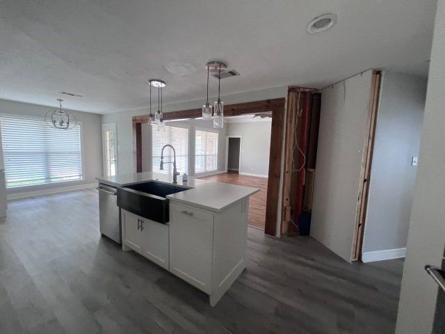 701 Royal Adelade Drive, College Station, TX 77845