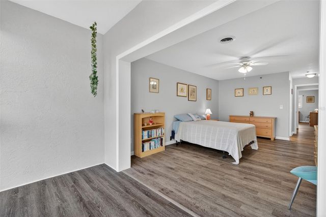 8186 TERRACE GARDEN DRIVE N 307, St Petersburg, FL 33709