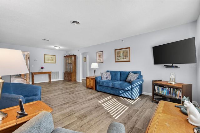 8186 TERRACE GARDEN DRIVE N 307, St Petersburg, FL 33709