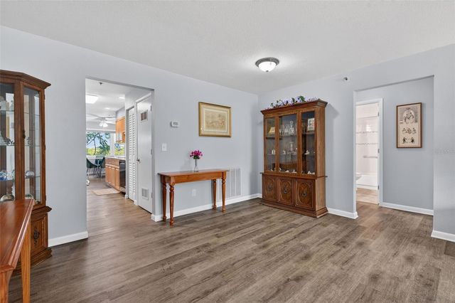 8186 TERRACE GARDEN DRIVE N 307, St Petersburg, FL 33709