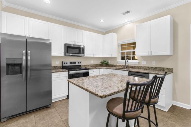 1683 Camfield Lane, Mount Pleasant, SC 29466