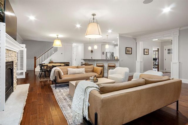 1116 Moonlight Drive, Altoona, WI 54720