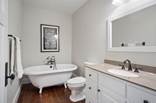 1116 Moonlight Drive, Altoona, WI 54720