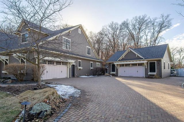 1116 Moonlight Drive, Altoona, WI 54720