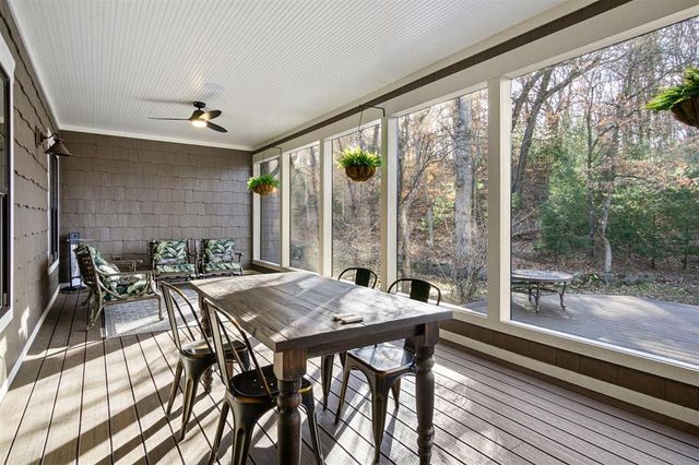 1116 Moonlight Drive, Altoona, WI 54720