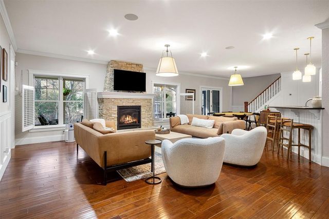 1116 Moonlight Drive, Altoona, WI 54720