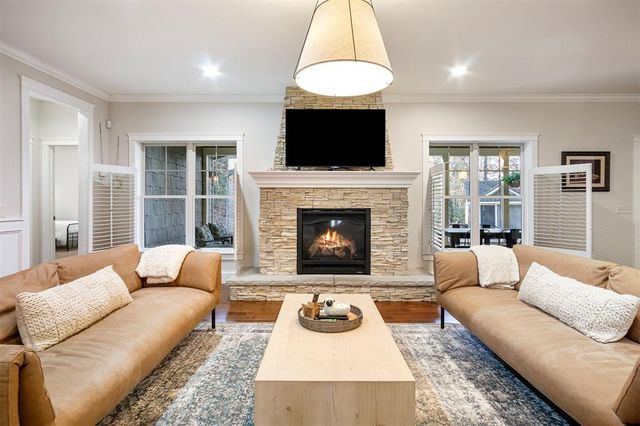 1116 Moonlight Drive, Altoona, WI 54720