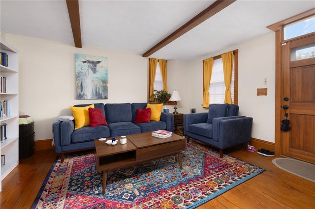571 Great Road, Lincoln, RI 02865