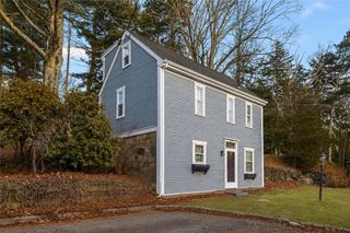571 Great Road, Lincoln, RI 02865