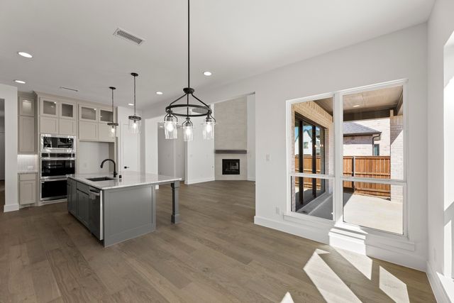 16322 W Old Westbury Lane, Frisco, TX 75033