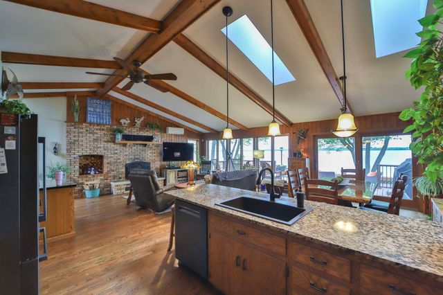 11084 Steamboat Loop NW, Walker, MN 56484