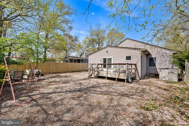 837 HUNTINGTON AVE, Pine Beach, NJ 08741