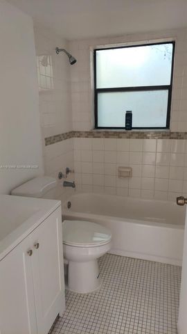 2240 Van Buren St B1, Hollywood, FL 33020