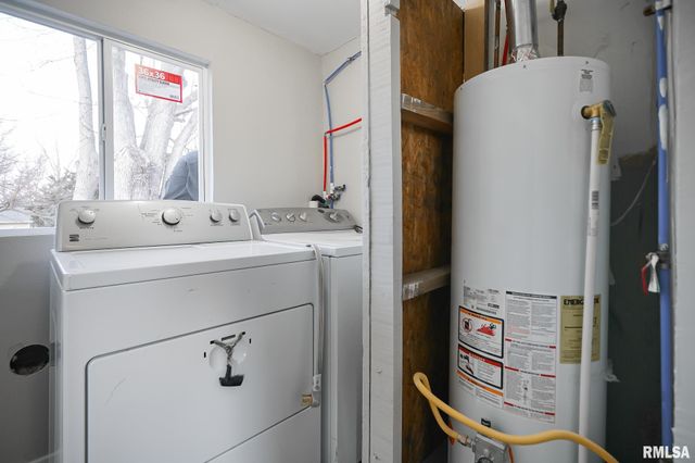 105 GROVELAND Street, East Peoria, IL 61611