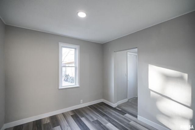 105 GROVELAND Street, East Peoria, IL 61611