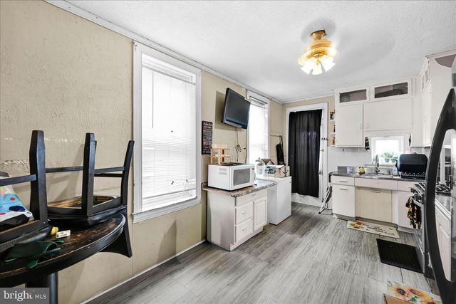 802 CHESTNUT ST, York, PA 17403