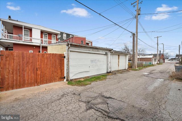 802 CHESTNUT ST, York, PA 17403