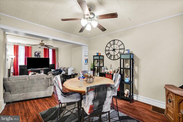 802 CHESTNUT ST, York, PA 17403