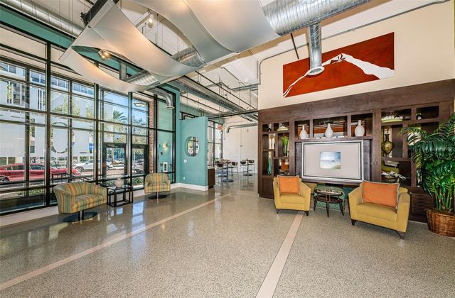 175 2ND STREET S P04, St Petersburg, FL 33701