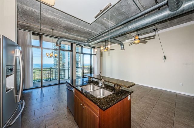 175 2ND STREET S P04, St Petersburg, FL 33701