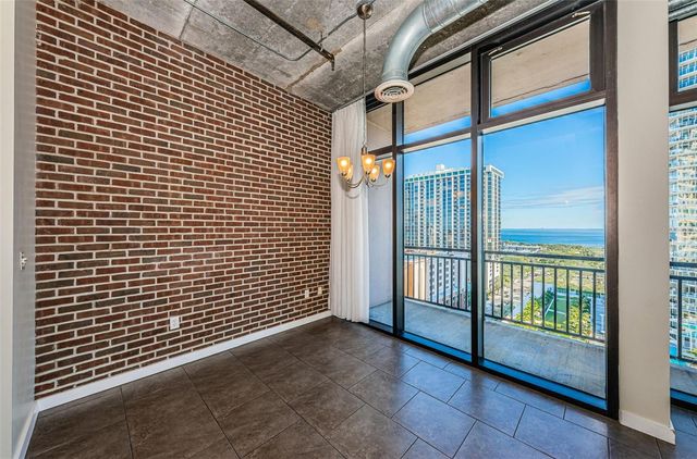 175 2ND STREET S P04, St Petersburg, FL 33701