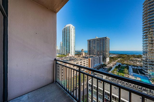 175 2ND STREET S P04, St Petersburg, FL 33701