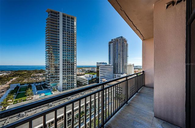 175 2ND STREET S P04, St Petersburg, FL 33701