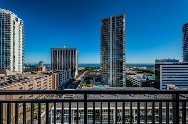 175 2ND STREET S P04, St Petersburg, FL 33701