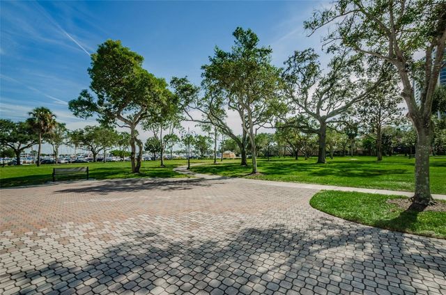 175 2ND STREET S P04, St Petersburg, FL 33701