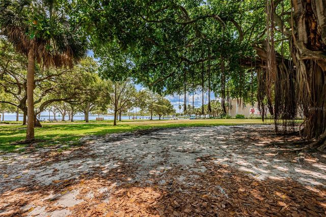 175 2ND STREET S P04, St Petersburg, FL 33701