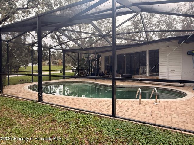 18618 Anglewood Drive, Hudson, FL 34667