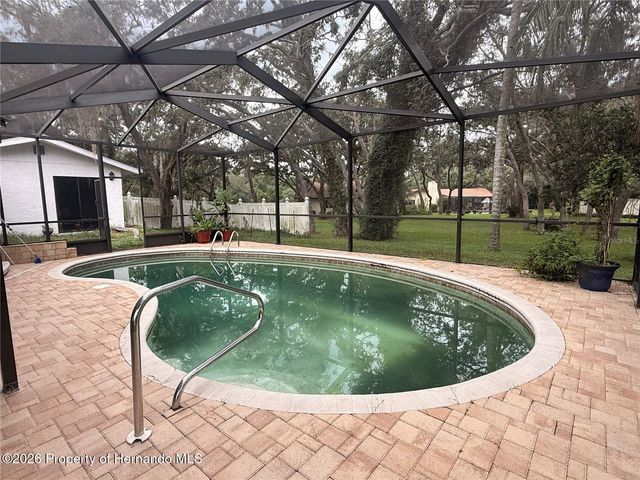 18618 Anglewood Drive, Hudson, FL 34667