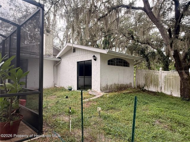 18618 Anglewood Drive, Hudson, FL 34667