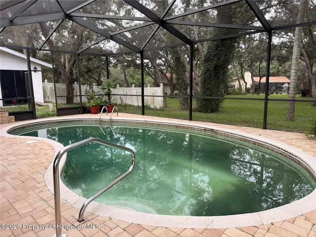 18618 Anglewood Drive, Hudson, FL 34667